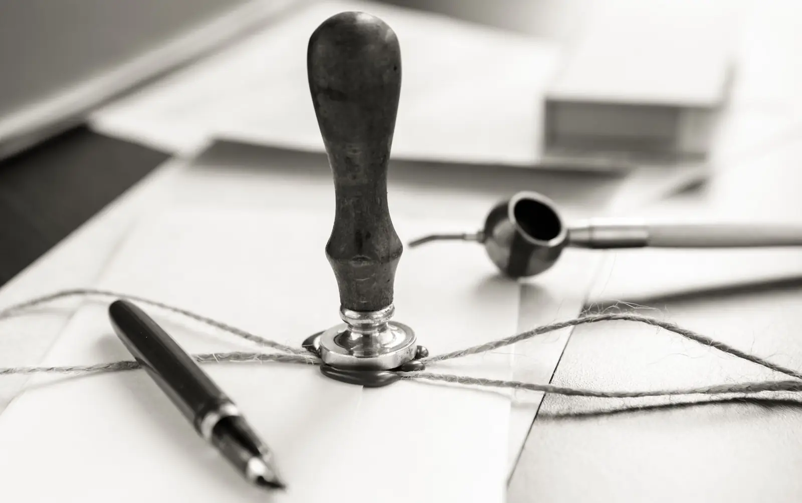 Adding and removing beneficiaries from a trust